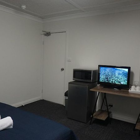 Warners Bay Hotel Eksteriør bilde