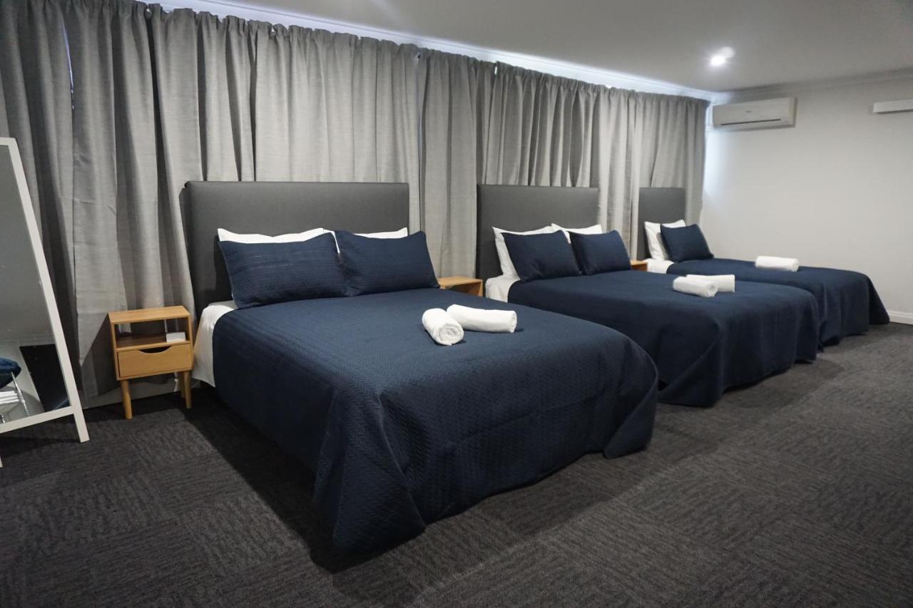 Warners Bay Hotel Eksteriør bilde